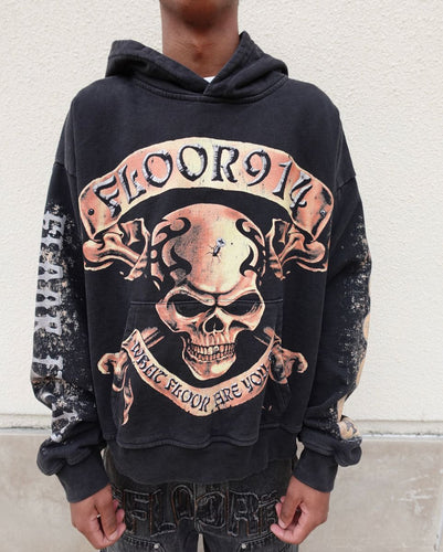 Floor914 - Golden Skull - Clique Apparel