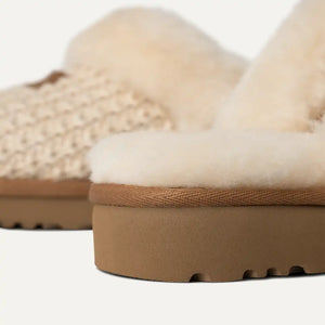 UGG - Women's Cozy Slipper - Cream (CRM)
