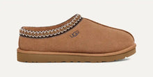 Load image into Gallery viewer, UGG - Men&#39;s Tasman Slipper - Chestnut