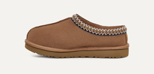 Load image into Gallery viewer, Ugg - Women&#39;s Tasman Slipper - Chestnut