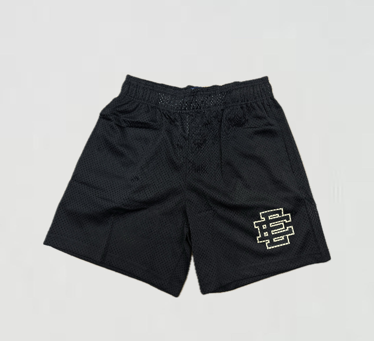EE- Black/ Gold Logo basic’ short