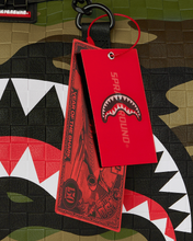 Load image into Gallery viewer, Sprayground - Camorich Royale Chain Duffle