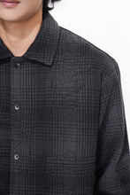 Load image into Gallery viewer, Valabasas - Harvest Button Down - Black